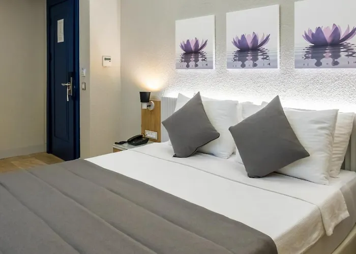 Ariel Alacati Кешме