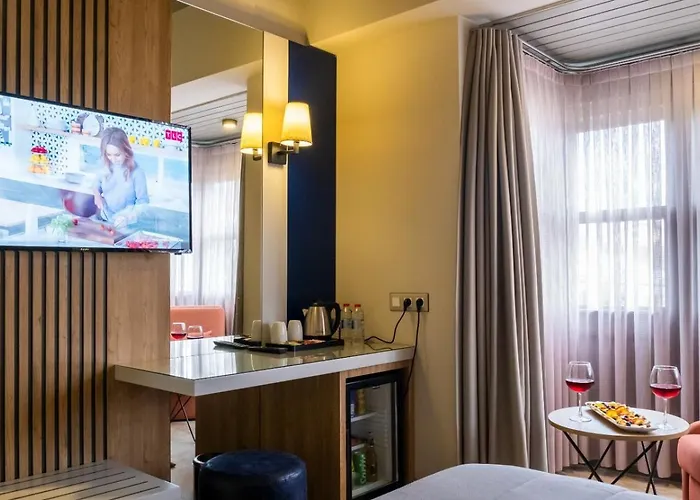 Отель Ariel Alacati 3*