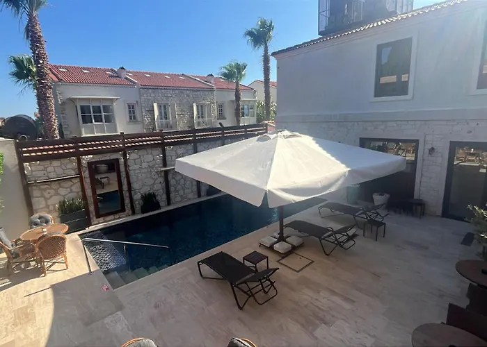 Ariel Alacati Кешме