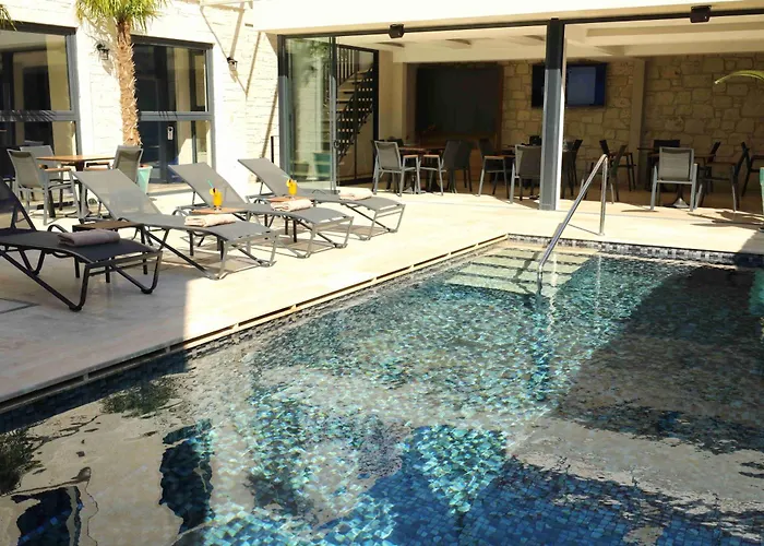 מלון Ariel Alacati 3*