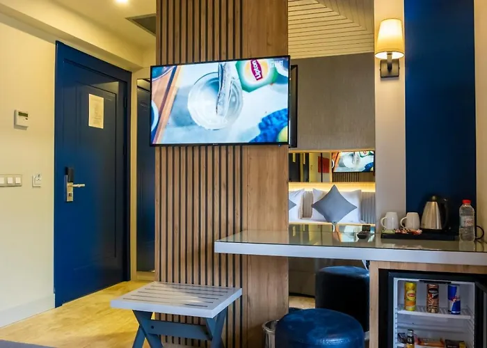 Ariel Alacati מלון 3*