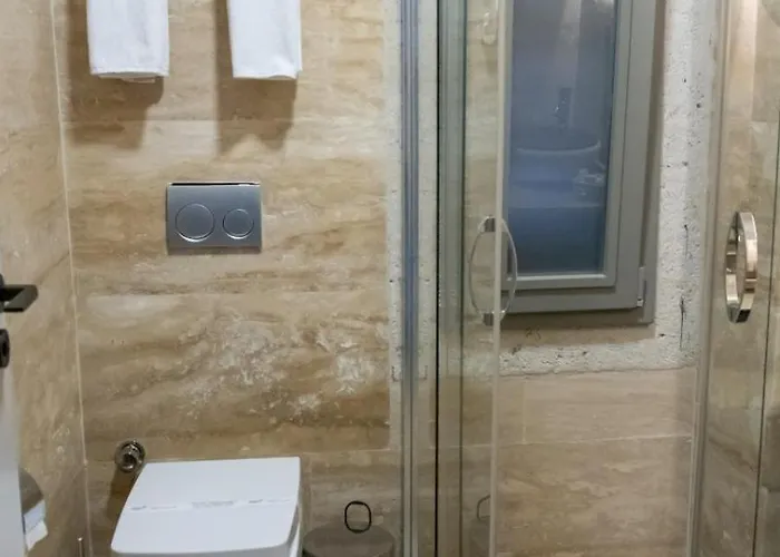 Ariel Alacati מלון 3*